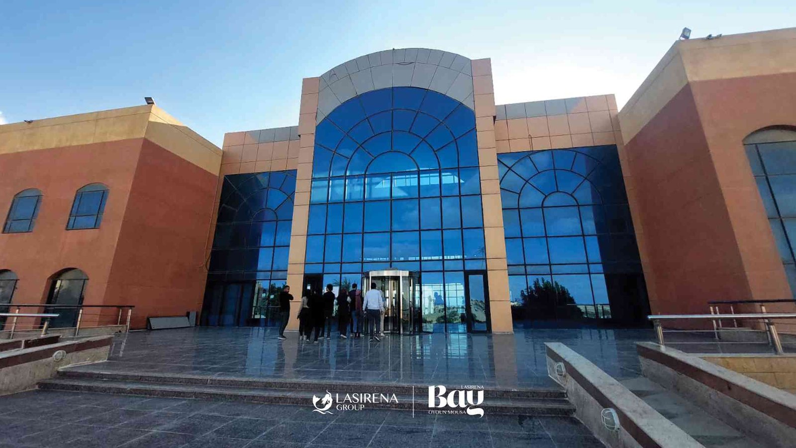 لاسيرينا بالم بيتش العين السخنة - Lasirena Palm Beach Sokhna - ندى محمود